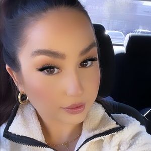 Meet your Posher, Camilla